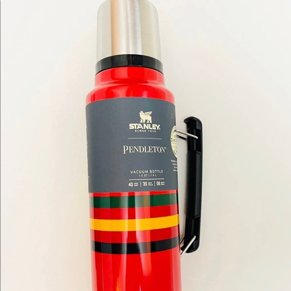 Pendleton Stanley Stainless bottle 1.5 qt - Picture 2 of 3